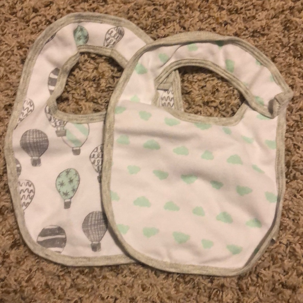 Set of 2 Bibs